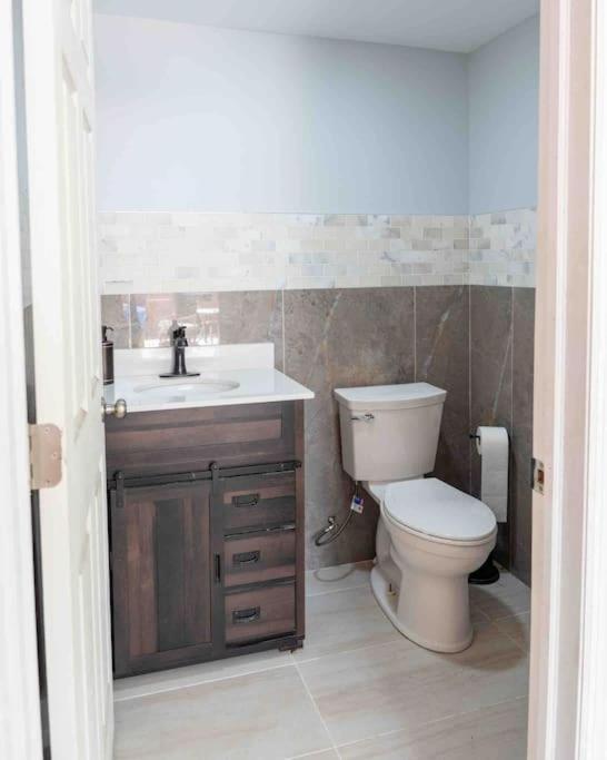 Tampa Bay Oasis Apartment Tarpon Springs Bagian luar foto