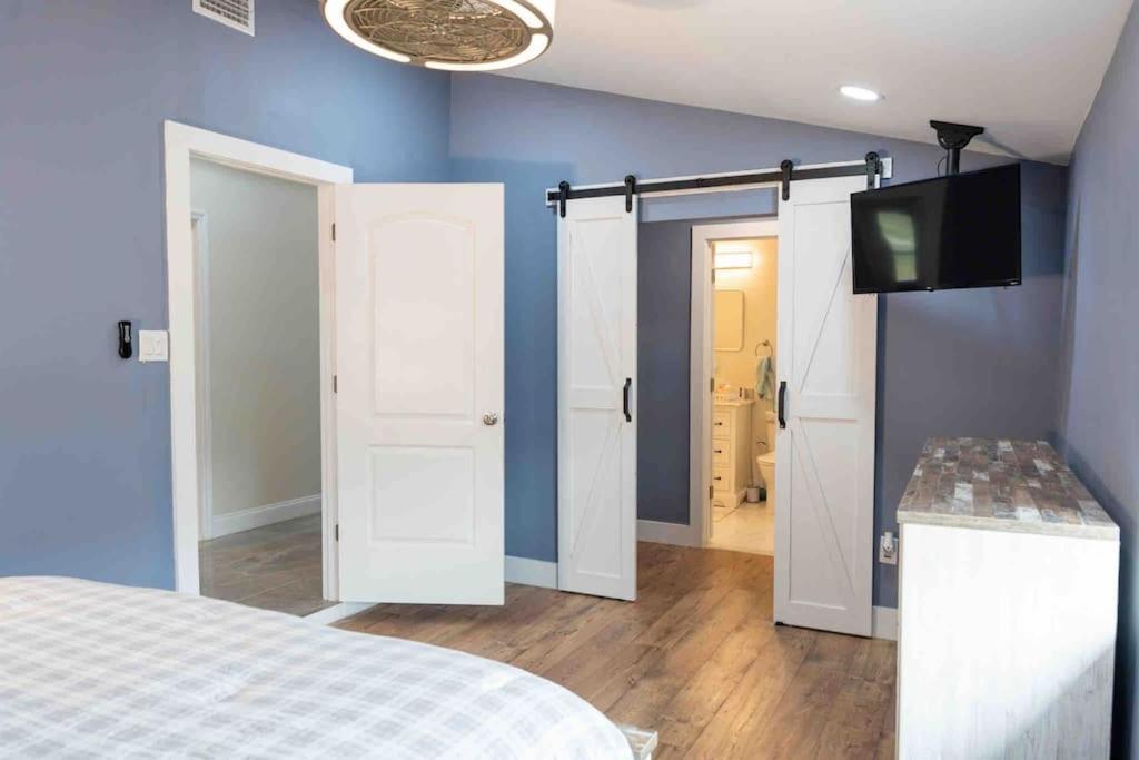 Tampa Bay Oasis Apartment Tarpon Springs Bagian luar foto
