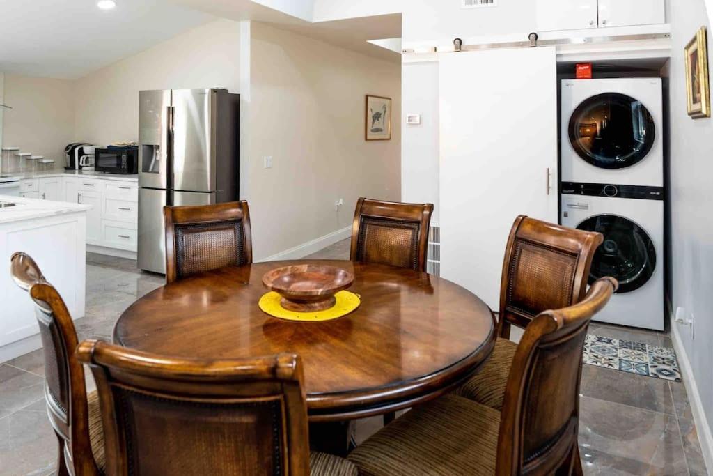 Tampa Bay Oasis Apartment Tarpon Springs Bagian luar foto