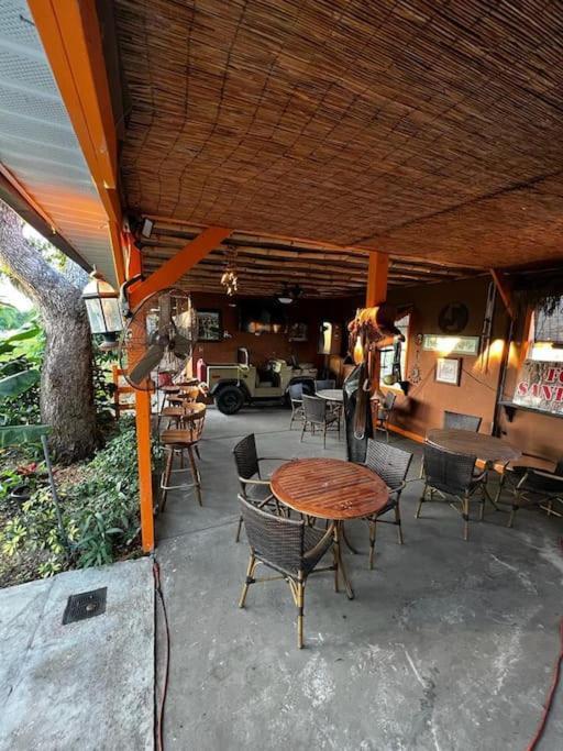 Tampa Bay Oasis Apartment Tarpon Springs Bagian luar foto